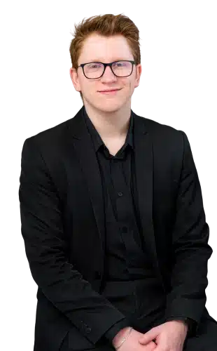 Maxime, chargé de patientèle au cabinet dentaire Oracle